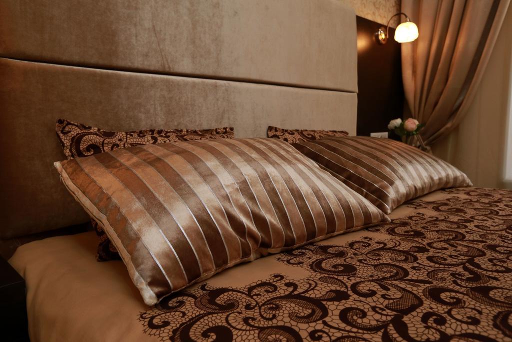 Hotel Avenue Bishkek Ngoại thất bức ảnh