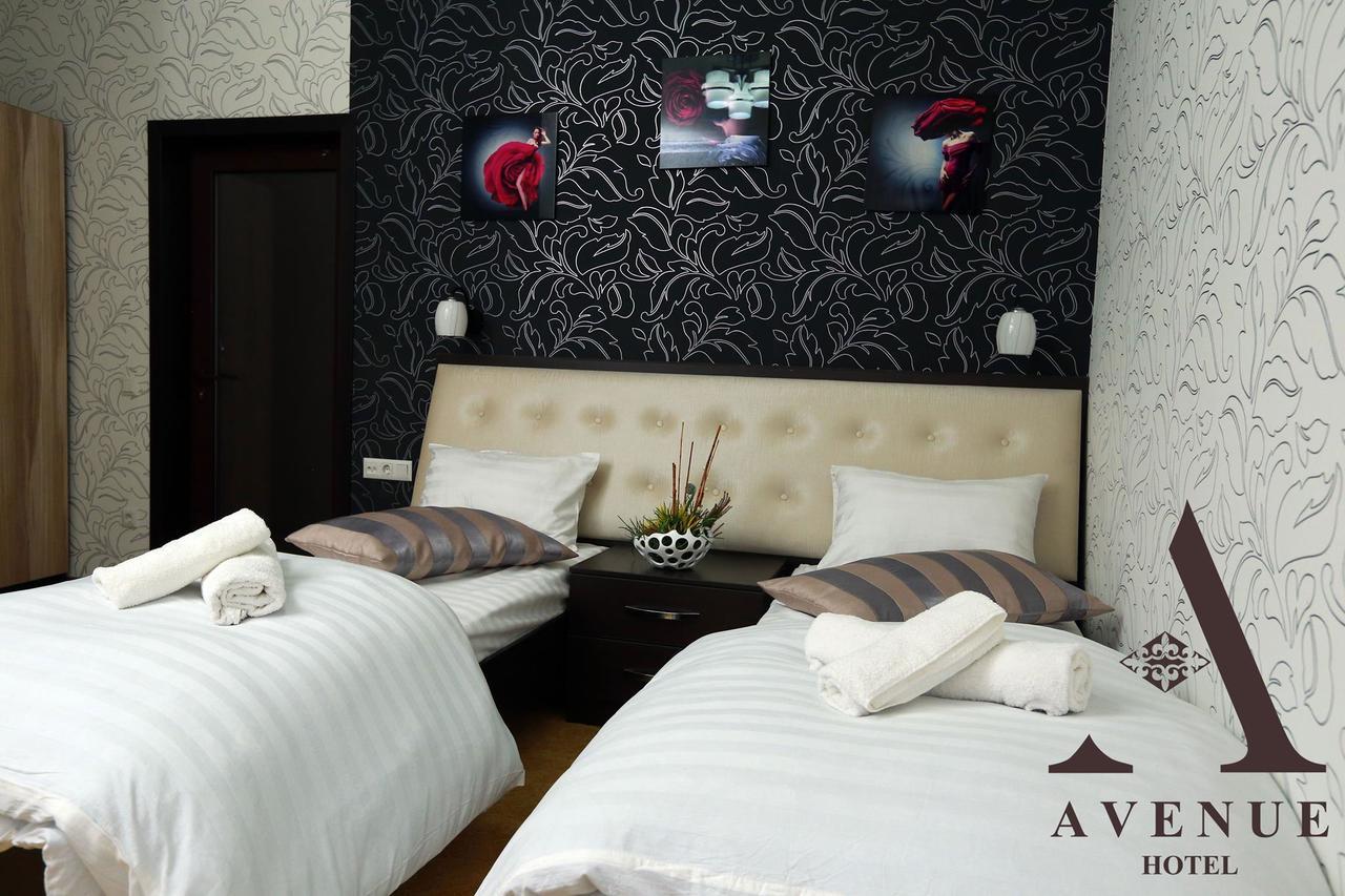 Hotel Avenue Bishkek Ngoại thất bức ảnh